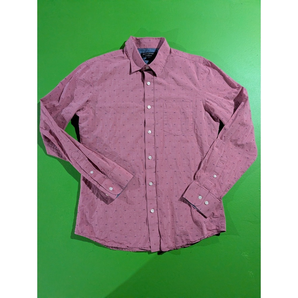 Banana Republic Soft Wash Slim Fit Button Shirt Red Textured Medium